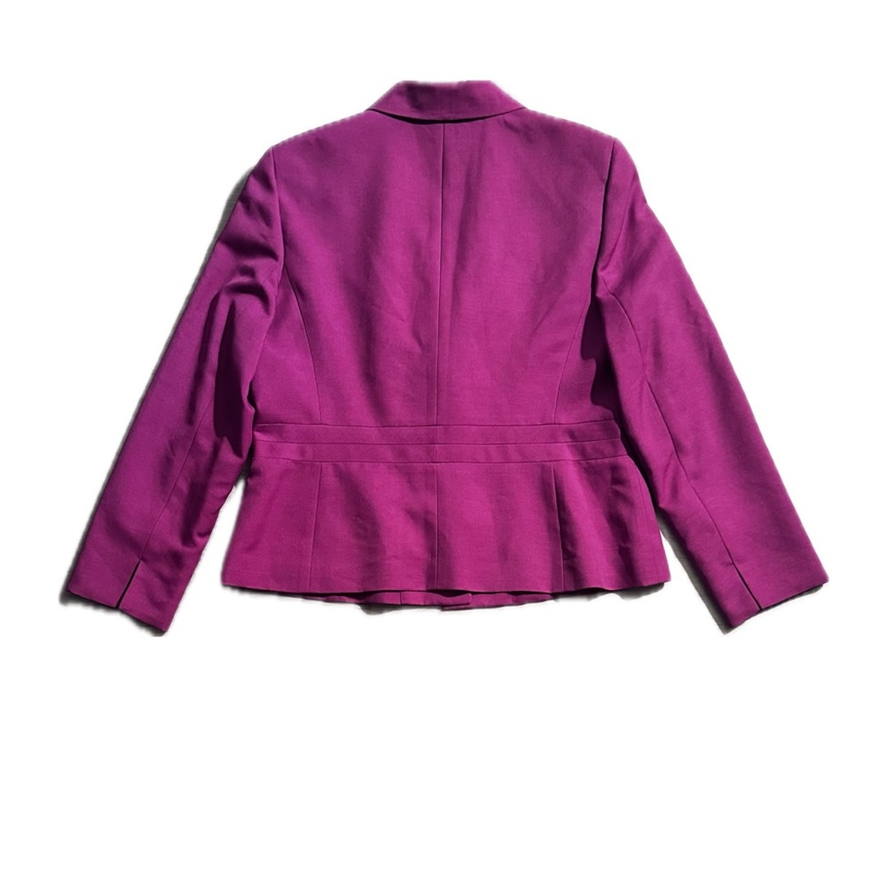 Black Label by EVAN PICONE
Fuchsia Blazer Size 16 - Picture 6 of 9